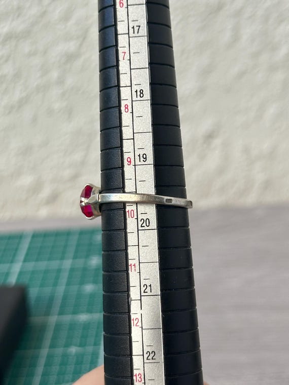 Vintage Soviet Ruby Ring with Split Shank – 875 S… - image 10