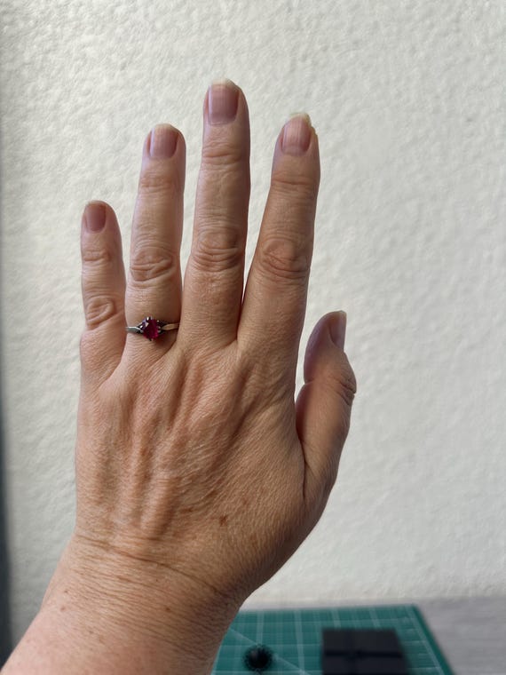 Vintage Soviet Ruby Ring with Split Shank – 875 S… - image 3
