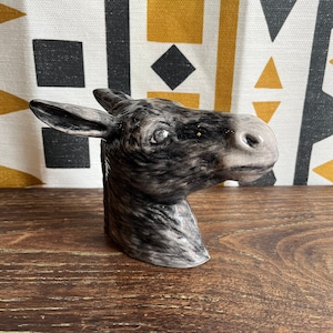 Burro de cerámica | Cabeza de burro de cerámica | Cerámica portuguesa | Cerámica hecha a mano | UNO DE CERÁMICA NEGRA | Cabezal de cerámica