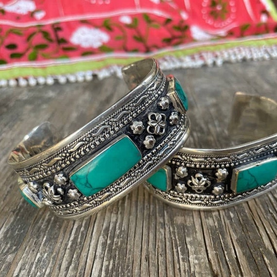 Green turquoise bracelet with rectangular stones,… - image 6