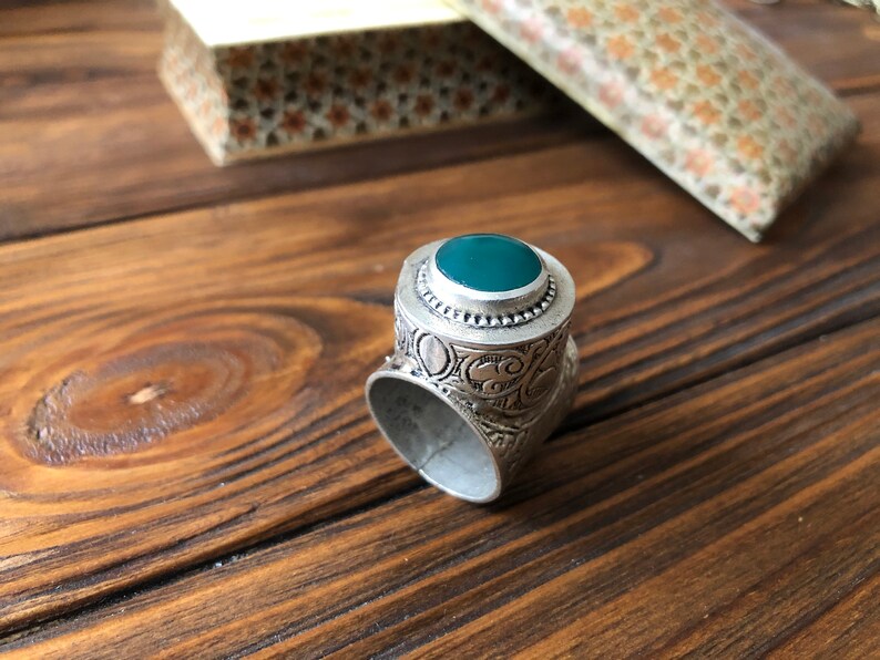 Kuchi Pashtun Jewelry Vintage Afghan carnelian ring-9 size bohemian massive ring Navajo Tribal Jewellery Berber Tuareg Ethnic