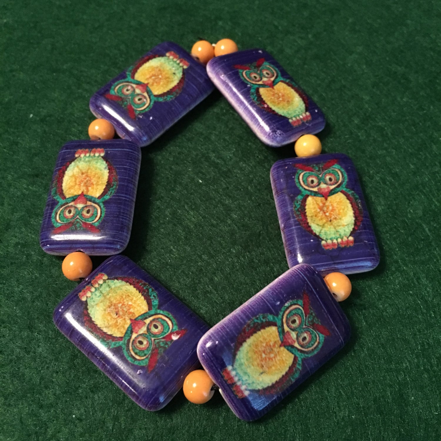 Large owl print stone stretch bracelet