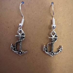 Small silver anchor earrings
