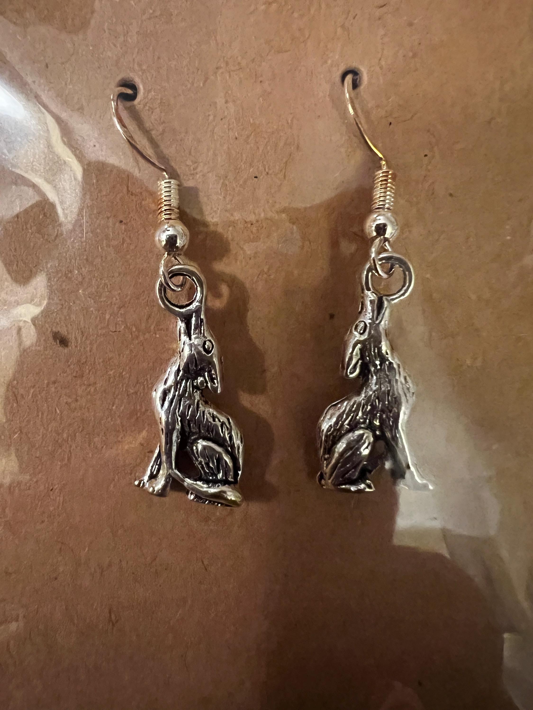 Silver Howling Wolf Earrings - Etsy