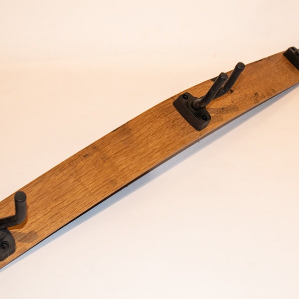 Chêne fabriqué à la main, Scotch Whisky Barrel Full Stave Triple Guitar Wall Hanger/Rack