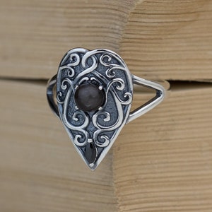 Shakespeare Sonnet Ring: Obsidian Sterling Silver Literary Jewelry