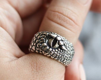 Eye of the Dragon ring, Sterling silver, Oringo meaningful jewelry, made in Ukraine