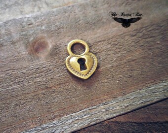 Lock charme antieke bronzen hart slot sleutelgat charme Steampunk charme hart sleutelgat hangslot charmes per stuk 17mm .66" 6pcs