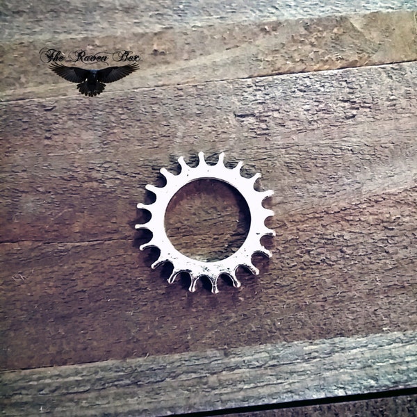 Steampunk Gear Charm Gear Pendant Antiqued Silver Spur Gear Connector Link Clock Gear Watch Gear 22mm .86"