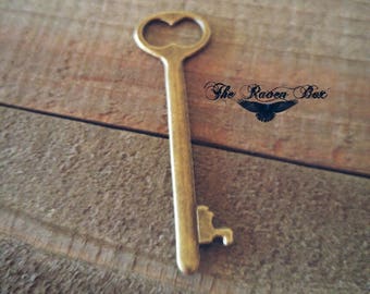 Bronze Key Charm Key Pendant Antiqued Bronze Skeleton Key Steampunk Key Bronze Pendant Charms by the Piece Wholesale Key 53mm