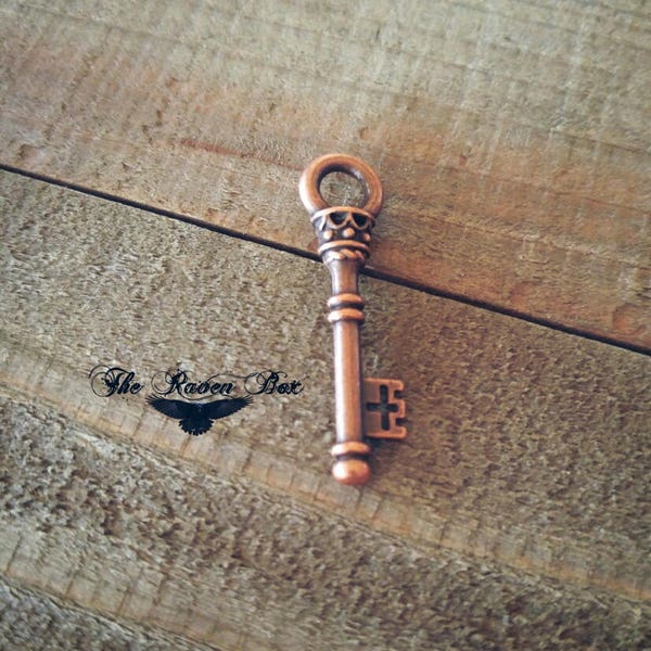 Copper Key Charm Key Pendant Antiqued Copper Skeleton Key Steampunk Key Copper Pendant Charms by the Piece Wholesale Key 36mm