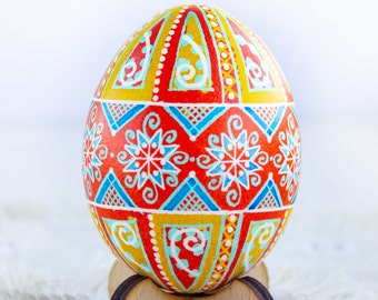 Pysanka Ukrainian Easter egg, Pysanky Eggs Easter Gifts, Ukrainian Gift Easter Basket Decor Easter Gift Mom, Cozy Room Décor Collectible Egg
