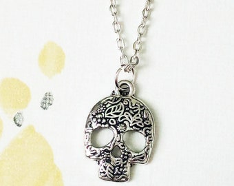 Sugar skull necklace, day of the dead necklace skull necklace, gothic necklace, Kull necklack, gothic gift