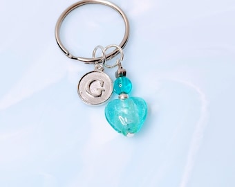 Chaveiro coração em vidro Murano com pingente inicial, chaveiro inicial personalizado,