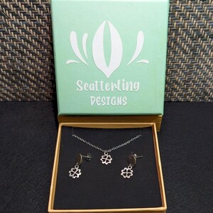 Conjunto de joyas de trébol de cuatro hojas: collar y pendientes de acero inoxidable de la suerte Style 3