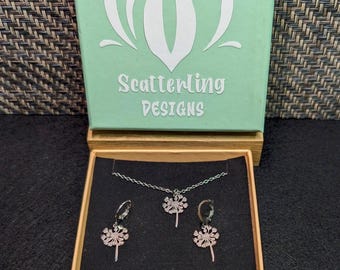 Conjunto de joias de dente-de-leão – colar e brincos de prata da Nature | Presente botânico | Feito à mão por Scatterling Designs