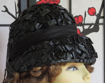 Miss Dior, Created by Christian Dior. Imagnin & Co. Vintage  display picture 3