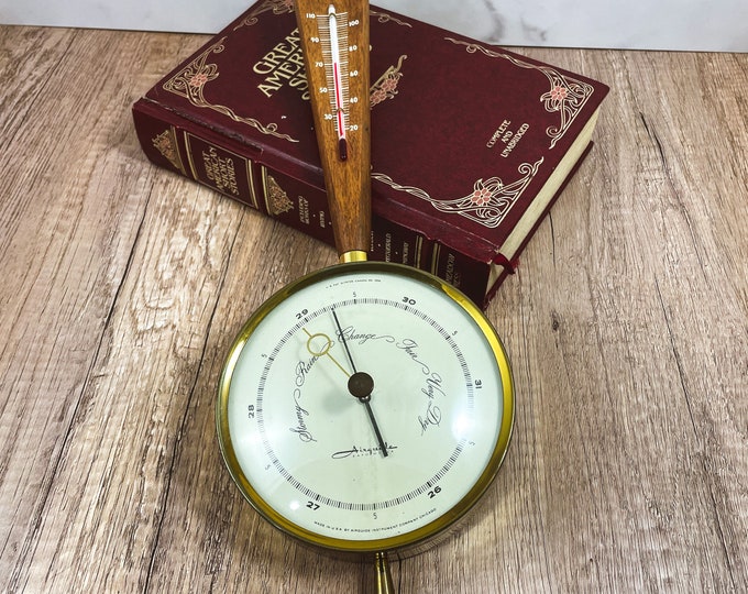 MCM Working Banjo Barometer With Thermometer / Airguide Instrument Co