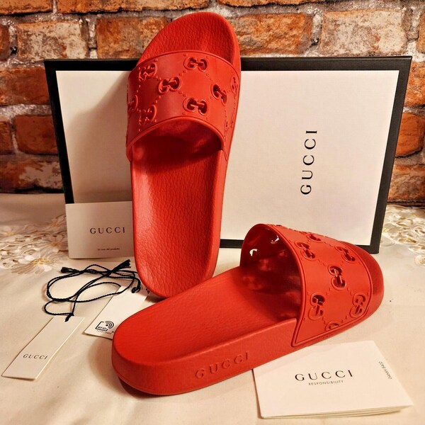 Gucci Shoe Rubber Cut Out GG Logo Slide Sandals US Men 9.5/Women 11 Hibiscus Red