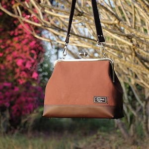 Handmade Kiss Lock Shoulder Bag: Vegan Leather & Cotton Canvas