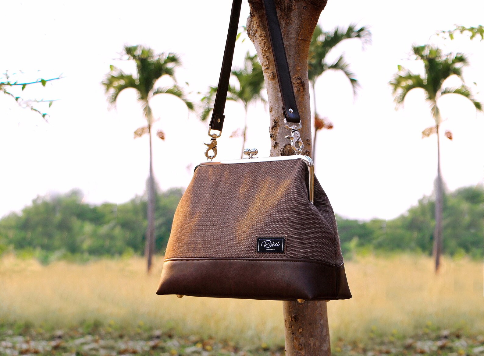 Kiss lock bag Shoulder bag Large kiss lock bag Etsy