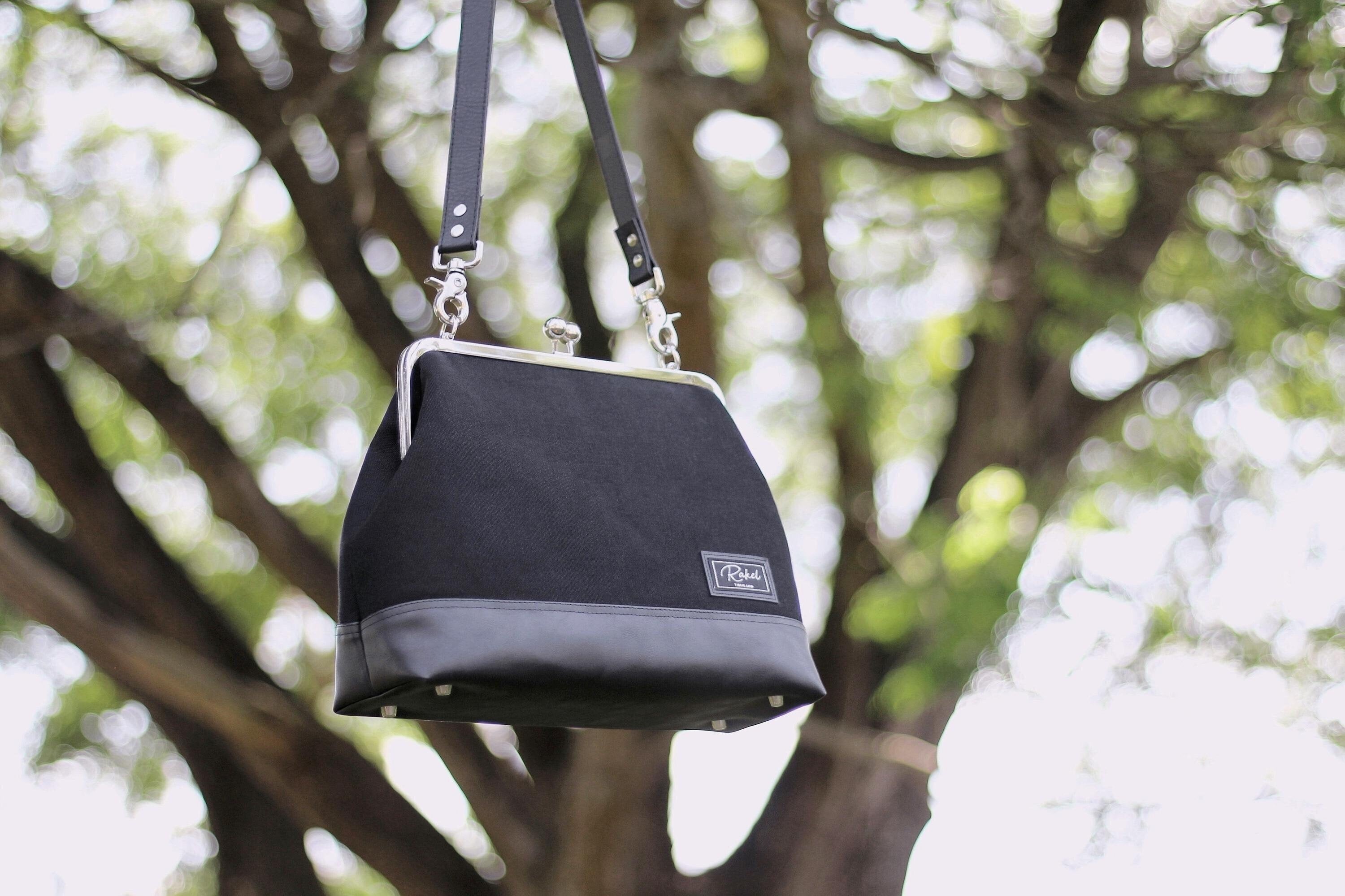 Large Kiss Lock Bag: Black Canvas & Vegan Leather Shoulder Bag - Etsy