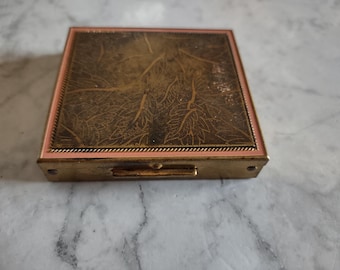 Vintage Brass Compact Mirror Make-up Case Leaves Leaf U.S.A.