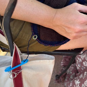 Tangle Tamer - 3D Printed Knitting or Crochet Yarn Tender Guide