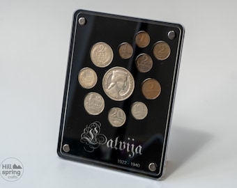 Portamonete per le prime monete in latitudine della Lettonia 1922-1940