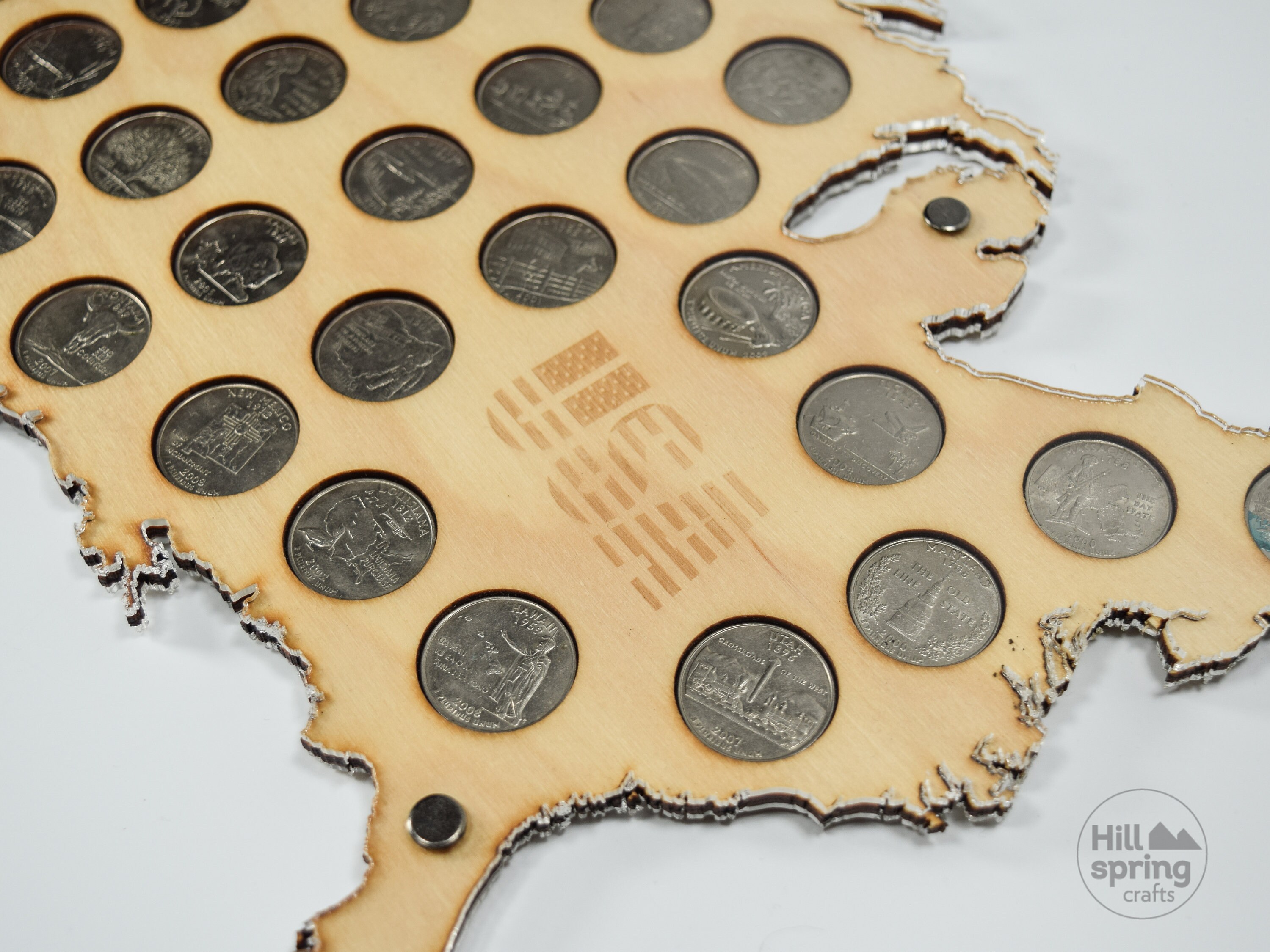 The US 50 State Quarter coin holder (for 50 or 56 coins), Wooden Map Display