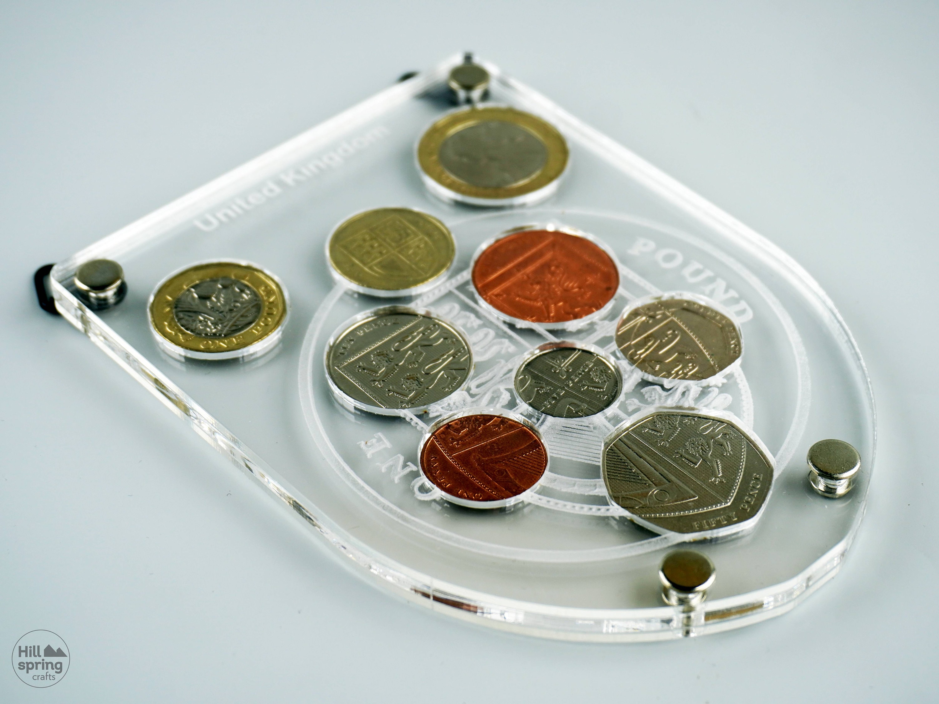 英国ポンド硬貨ホルダー（2ポンド付き）の王室盾 - Etsy 日本