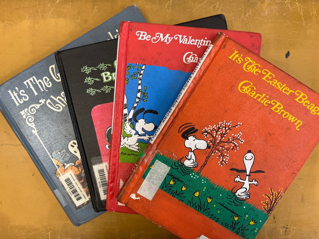 Vintage Charlie Brown Books Charlie Brown Holiday Books Etsy