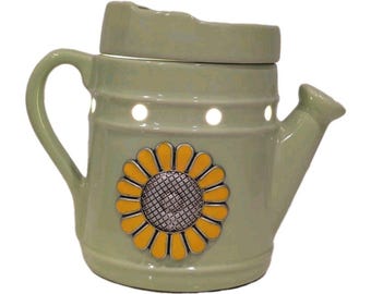 Scentsy Green Thumb Wax Warmer Full-Size Cute Watering Can Green Yellow