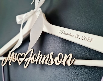 Personalized bride hanger, bridal dress hanger, custom wedding hanger, white black grey pink hanger, bridesmaid shower gift, groom hanger