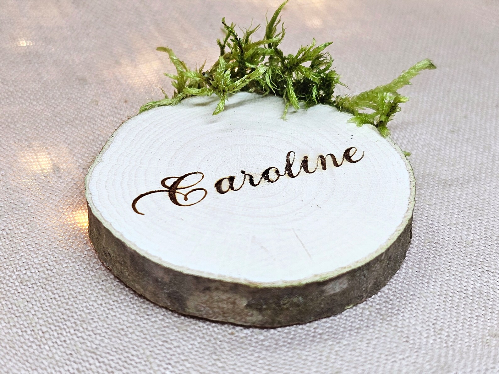 30 Pieces - Engraved Wooden Place Card Slices With Moss - Rustic ...