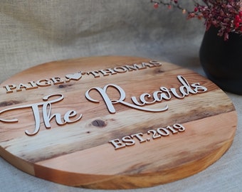 Custom family name sign, personalized wood sign, home wall decor, anniversary gift, wedding name sign, round wooden sign, last name sign