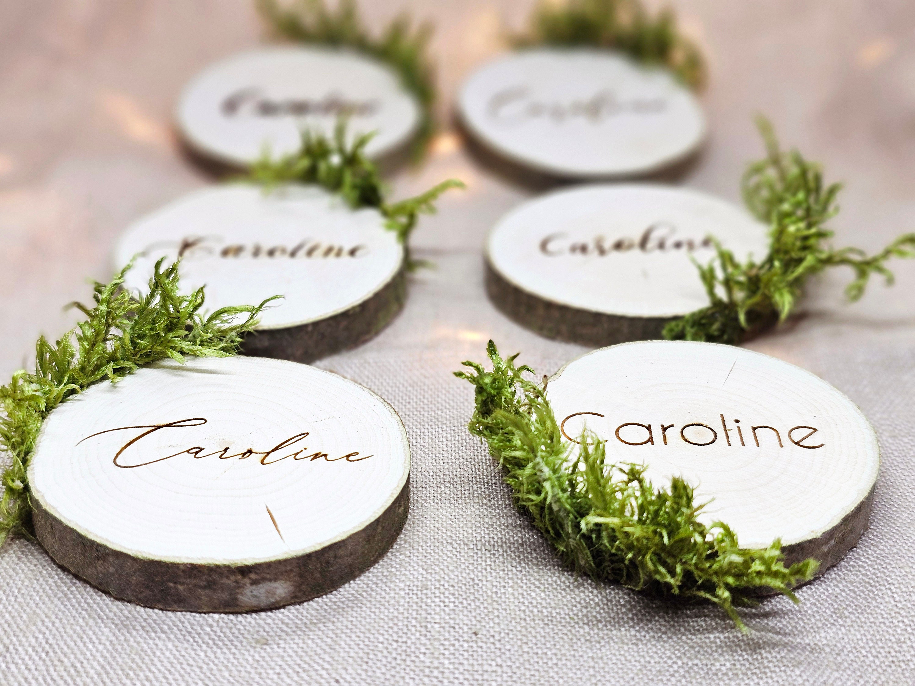 30 Pieces - Engraved Wooden Place Card Slices With Moss - Rustic ...