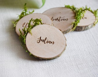 12 Moss Wooden Slices | Engraved Wood Slices | Wedding Place Names | Wedding Place Card | Name Card Holder | Wood Wedding Place Setting |