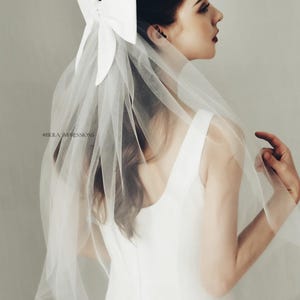Personalized White Bride Bow, Veil, XXL Bow, Tulle Veil, Bachelorette Gift, Wifey to Be, Bridal Shower Gift, Bridesmaid Favors, Hair Clip image 2