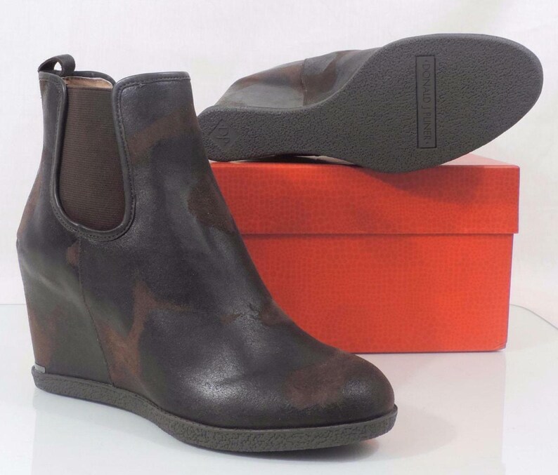 Donald J Pliner Dillon Wedge Heels Booties Espresso Vintage Brown Suede Size 10 image 8