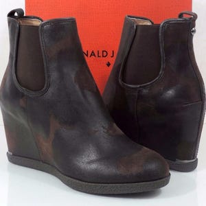Donald J Pliner Dillon Wedge Heels Booties Espresso Vintage Brown Suede Size 10 image 1