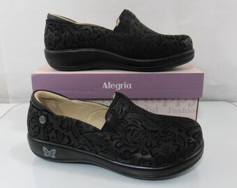 Alegria Keli Kel-431 Size 9 EUR 39 Slip On Clogs Comfort Black Embossed Paisley