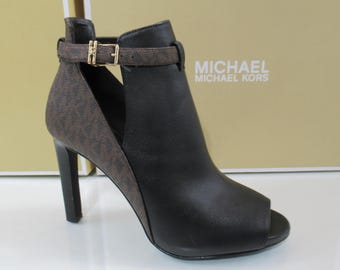 Michael Kors Lawson Open Toe High Heel Buckled Bootie Black / Brown Size 7.5
