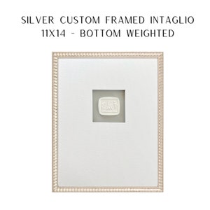 Intaglio emoldurado | 11x14 Intaglio emoldurado em prata com peso inferior personalizado | Presente | Presente de casamento | Design de interiores | Decoração para casa | Arte em entalhe