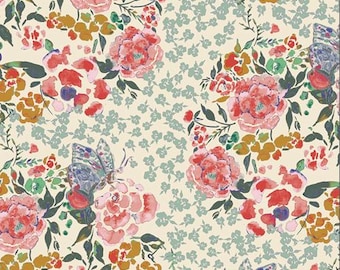 Può includere: Tessuto fantasia con sfondo crema, con grandi rose rosa e rosse, fiori gialli e arancioni più piccoli e foglie verdi. Sono presenti anche farfalle e piccoli fiori blu-verdi. Il motivo si ripete.