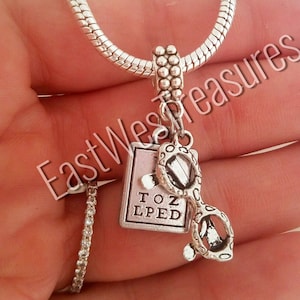 Silver snellen Eye chart Eyeglasses Charm Bracelet Necklace for Women Eye Doctor Optometrist Optician Gift