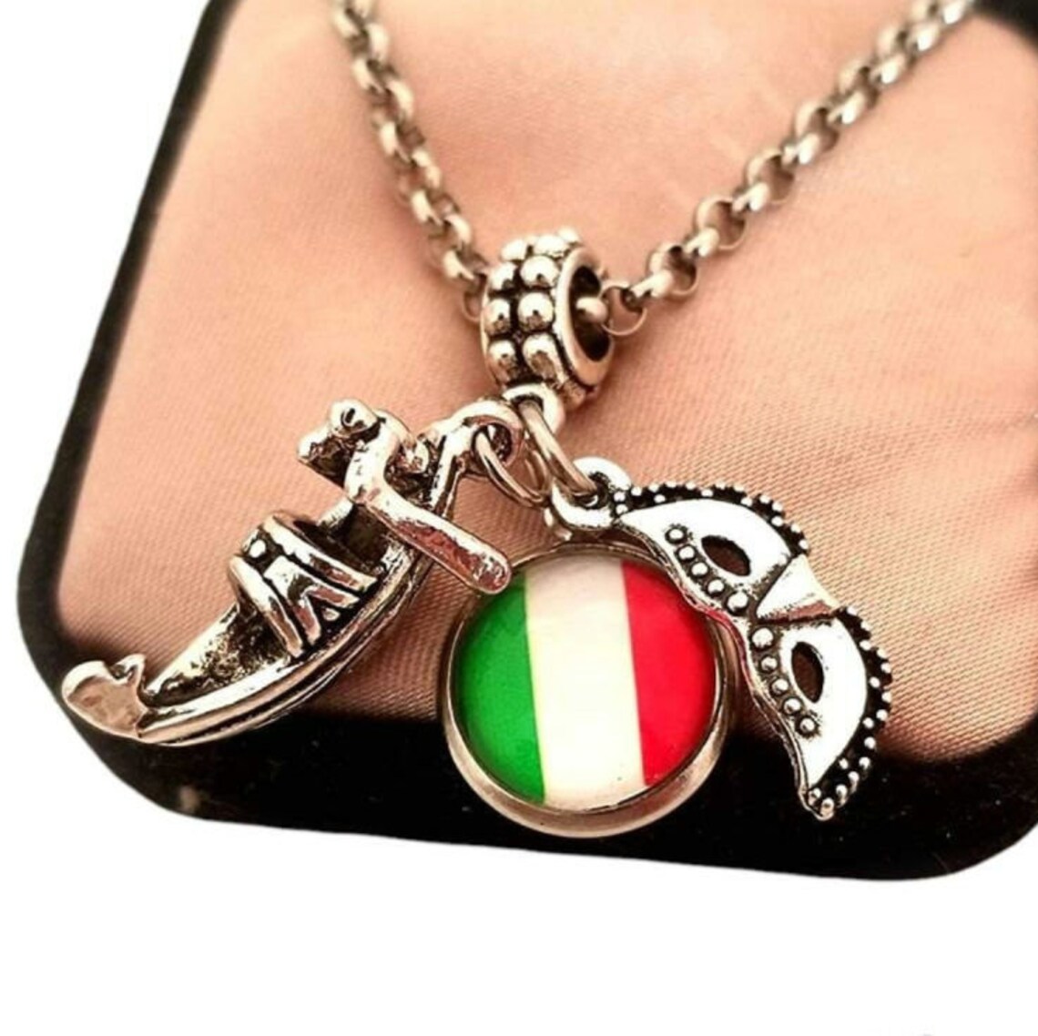 Travel Italian Venice Italy Venetian Mask Gondola Charm Bracelet ...