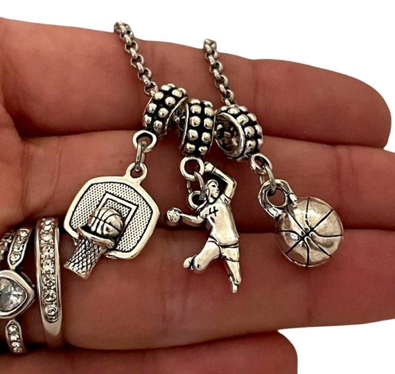 Sportybella Basketball Necklace, Basketball She Believed She Could So She  Did Jewelry, Basketball Gifts, Basketball Charm Necklace, Gift for Girl  Basketball Players, Metal, No Gemstone, Necklaces - Amazon Canada