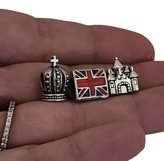 London UK England Travel British Flag Charms, Queen's Royal Castle