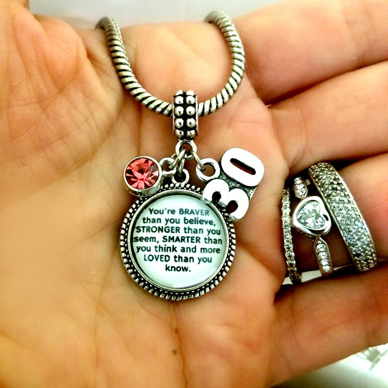 Regalo per girare le donne di 30 anni Portachiavi collana ... Regalo per girare le donne di 30 anni Portachiavi collana ...